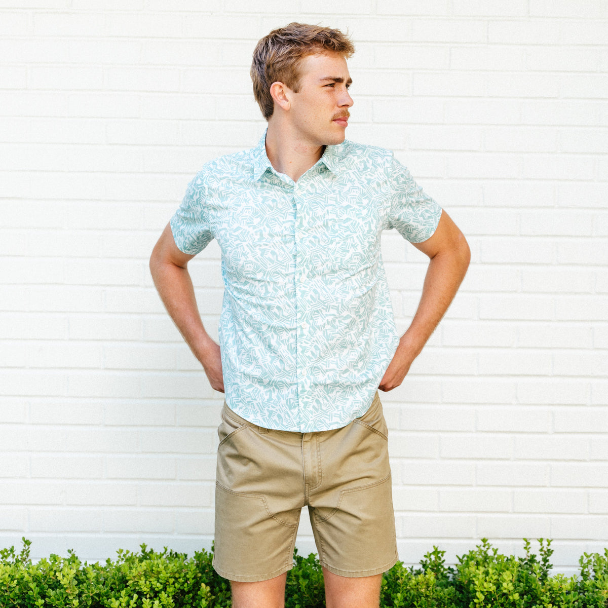 The Breeze Button Up - Floral Print