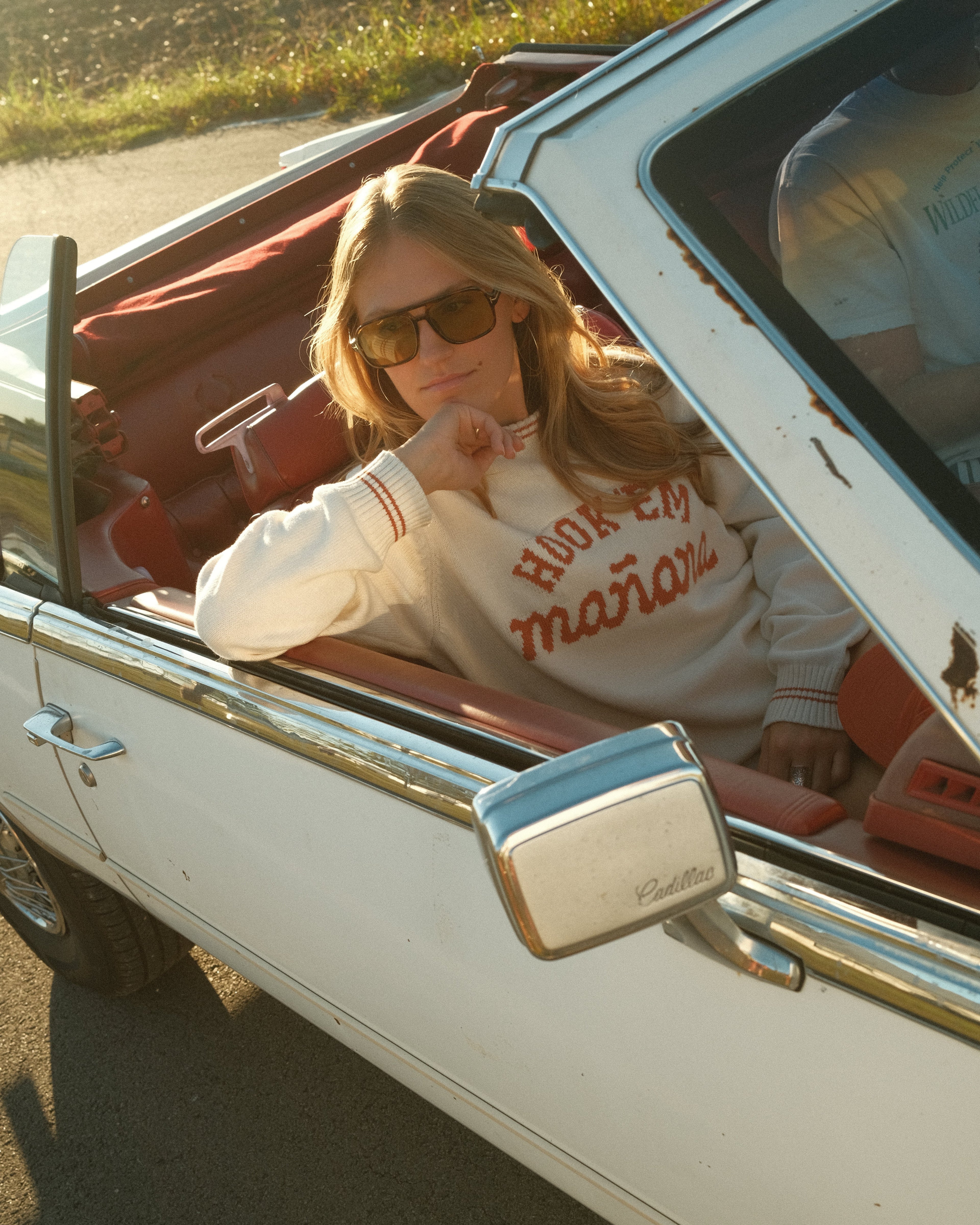 The Hook 'Em Mañana Sweater