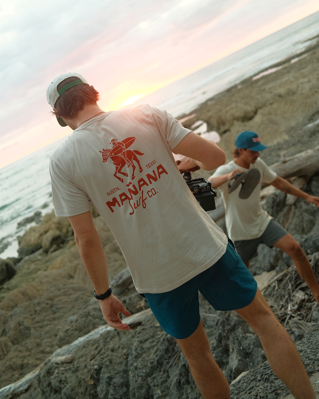 Mañana Surf Horse Tee - Tan