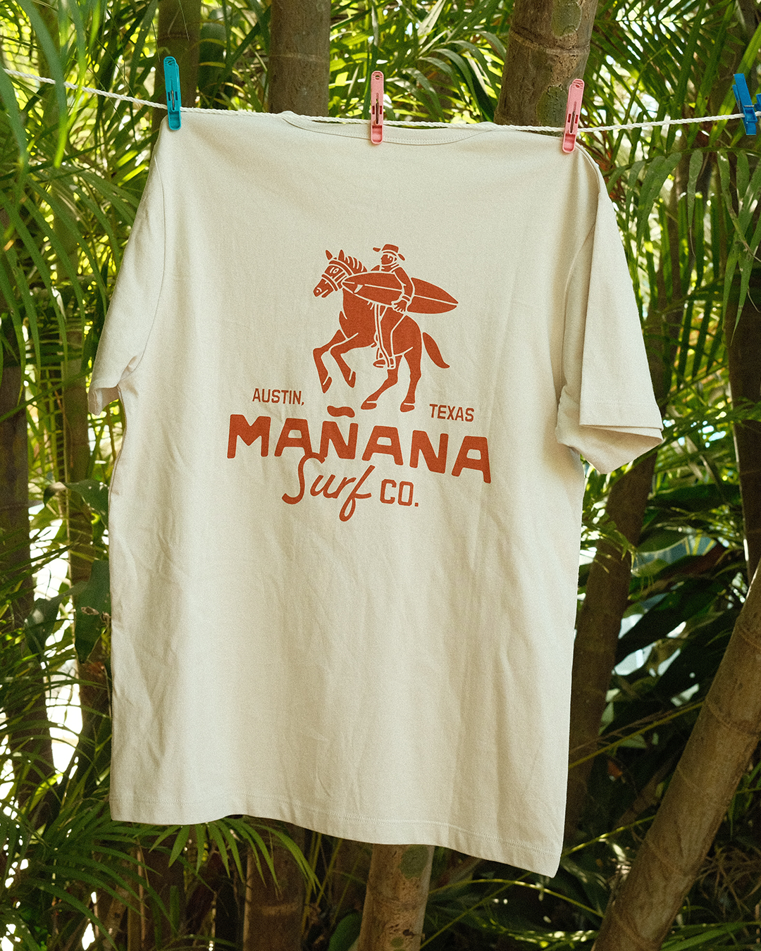 Mañana Surf Horse Tee - Tan